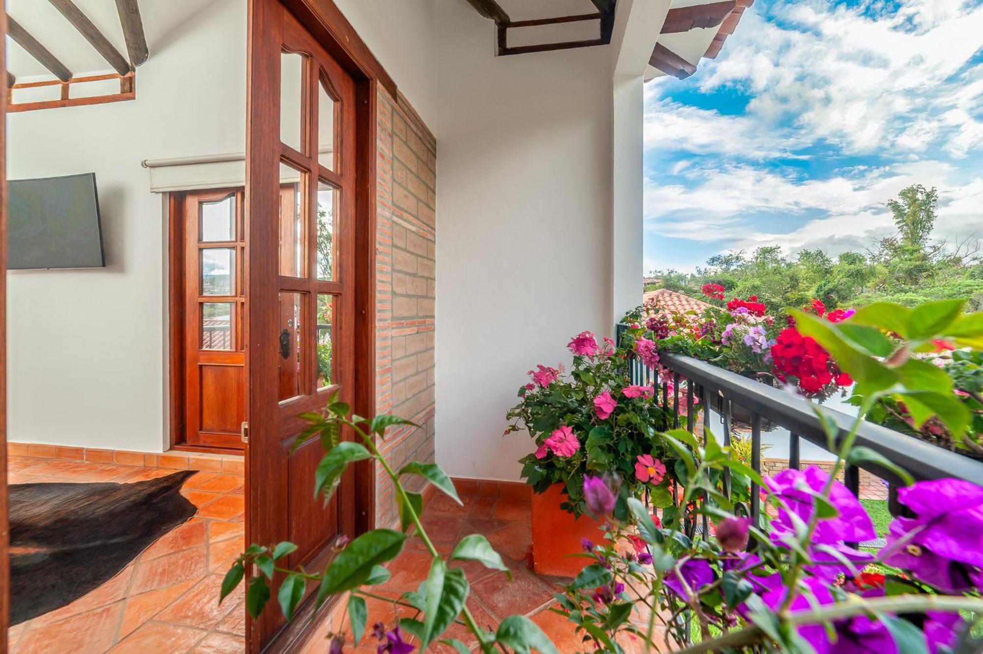 Casa De Las Flores 莱瓦镇 外观 照片